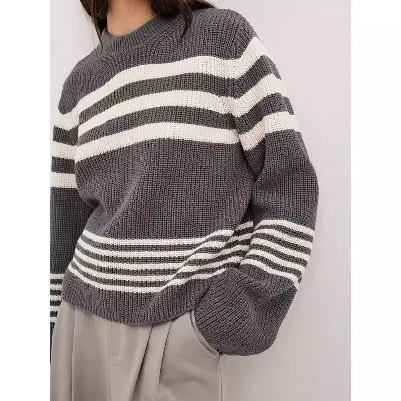 Comfortable Sweater - Iske